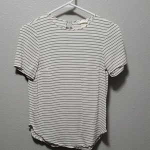 Womens short sleeve top